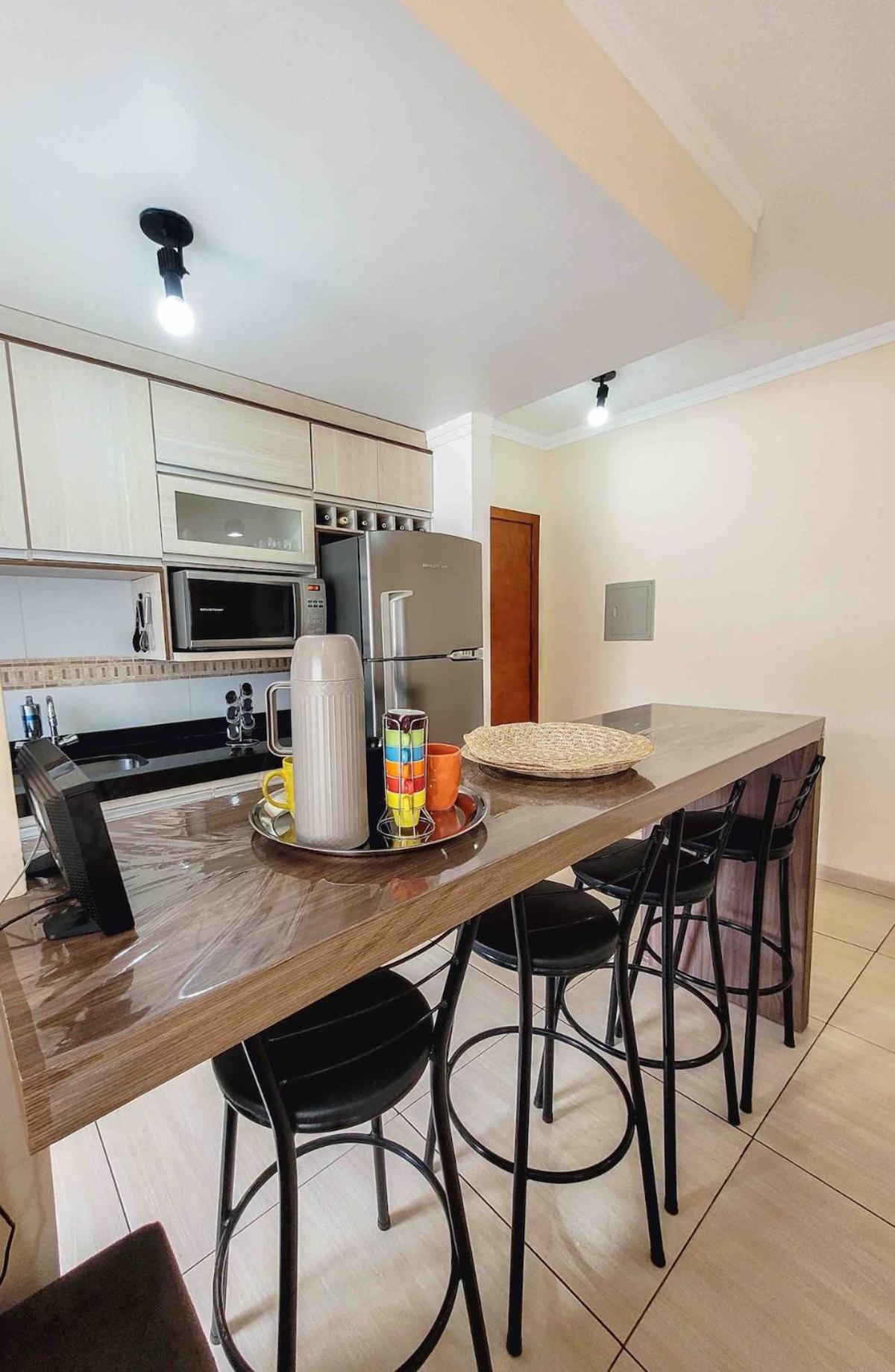 Grande Apt No Centro C/ Cozinha Completa Varanda Poços de Caldas Εξωτερικό φωτογραφία