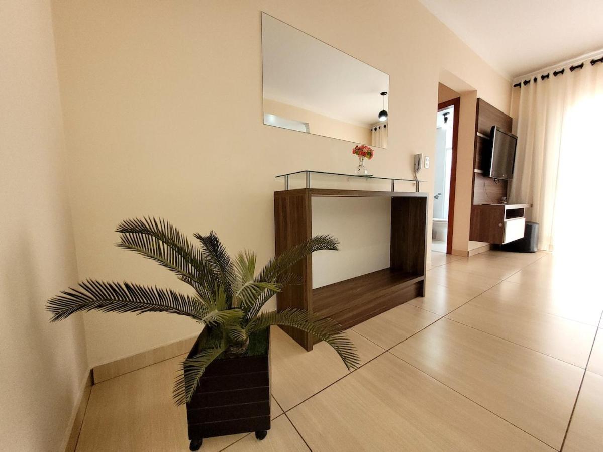Grande Apt No Centro C/ Cozinha Completa Varanda Poços de Caldas Εξωτερικό φωτογραφία